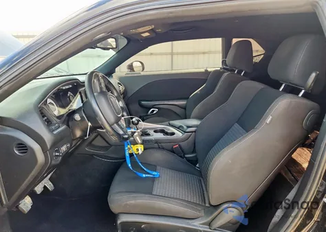 2022 Dodge Challenger R/T Scat Pack z USA, uszkodzony, nr VIN 2C3CDZFJ5NH242523